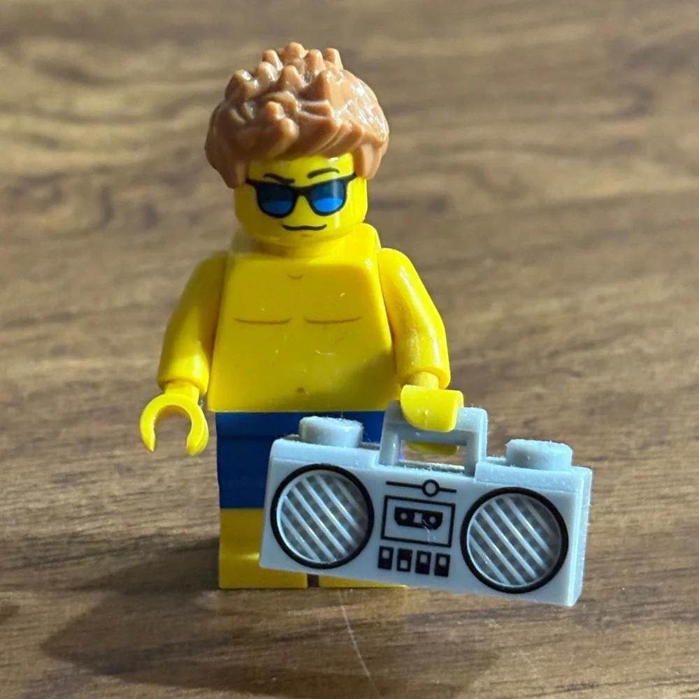 Lego Minifigure Surfer Guy with Sunglasses Boombox Blue Shorts Beach Lego City